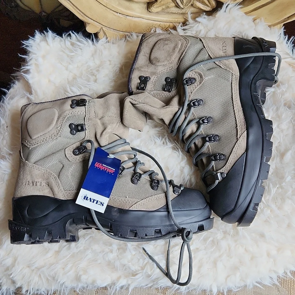 Bates Tora Bora Alpine Hiking Boots